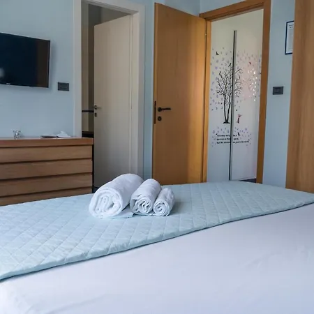 Frühstückspension La Fontanella 4*